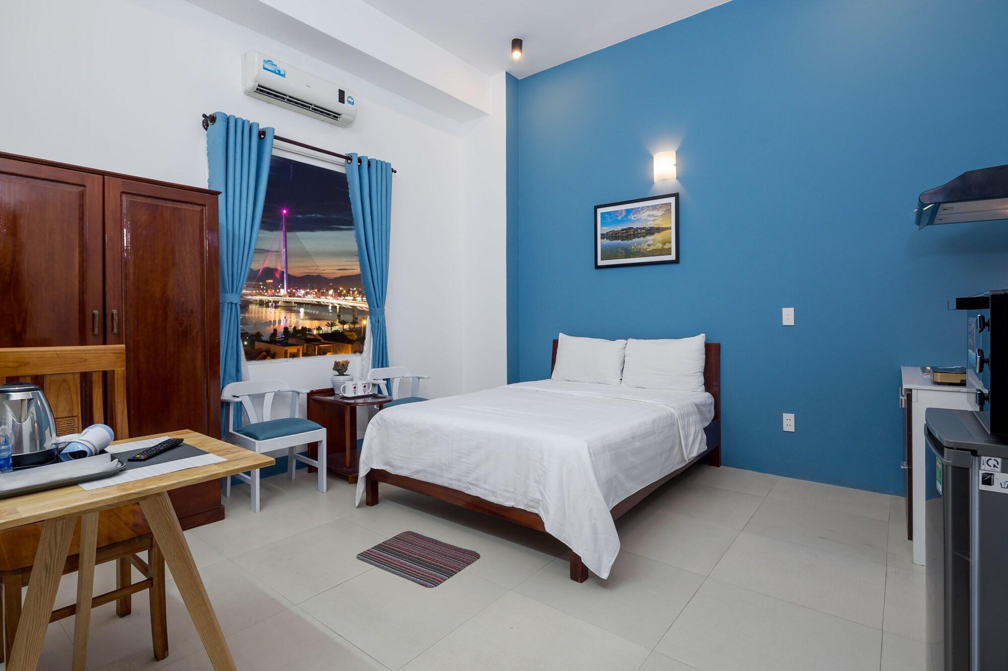 Cali Night Hotel Da Nang Exterior foto